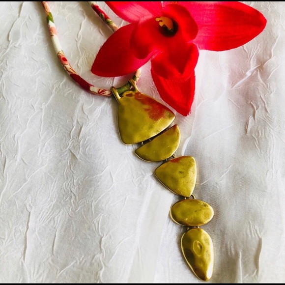 🎈SOLD🎈HP🎉🌞 Lucky 🍀Brand Necklace - Picture 3 of 5